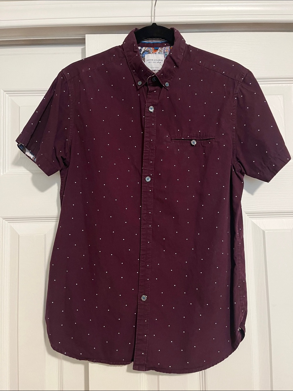 Denim & Flower Short-Sleeve Button-Down Shirt - Maroon with White Micro Dots